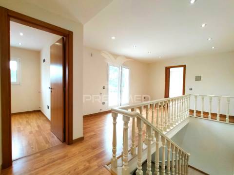 Moradia t7 | nova | leiria