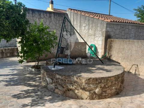 Oportunidade única! descubra esta incrível moradia t5,  no concelho de idanha-a-nova na vila da zebreira.