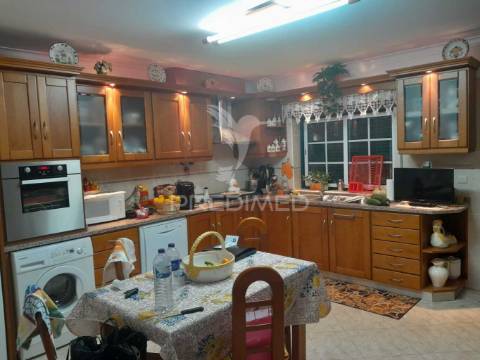 Oportunidade única! descubra esta incrível moradia t5,  no concelho de idanha-a-nova na vila da zebreira.