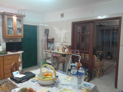 Oportunidade única! descubra esta incrível moradia t5,  no concelho de idanha-a-nova na vila da zebreira.