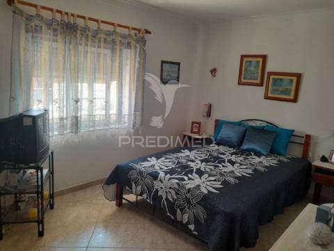 Oportunidade única! descubra esta incrível moradia t5,  no concelho de idanha-a-nova na vila da zebreira.