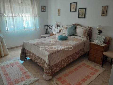 Oportunidade única! descubra esta incrível moradia t5,  no concelho de idanha-a-nova na vila da zebreira.