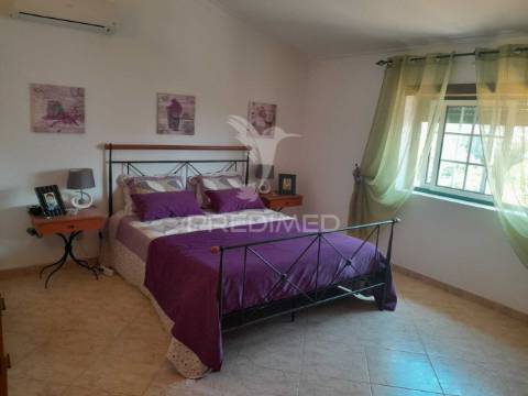 Oportunidade única! descubra esta incrível moradia t5,  no concelho de idanha-a-nova na vila da zebreira.