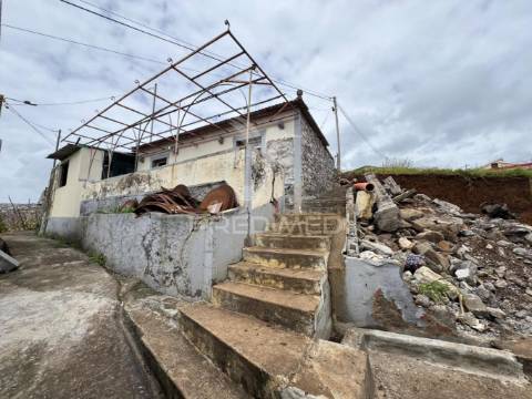 Casa terrea na ponta do sol na ilha da madeira