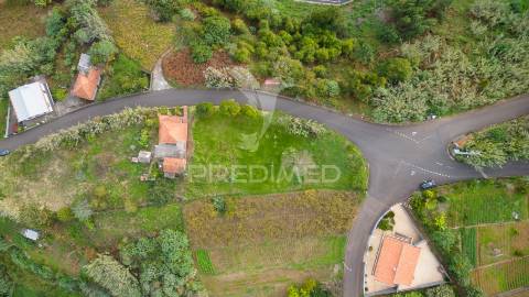 Terreno em são jorge – uma oportunidade no norte da madeira
