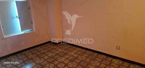 Moradia t 2 - pronta a habitar