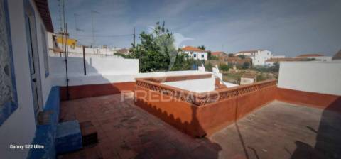 Moradia t 2 - pronta a habitar