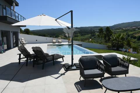 Moradia t3 vista serra do montejunto