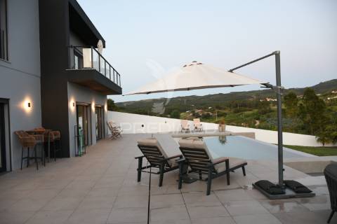 Moradia t3 vista serra do montejunto