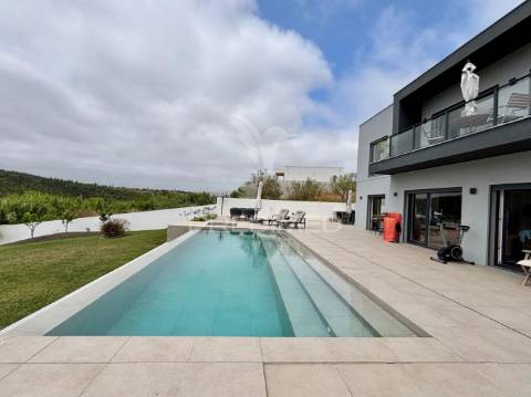 Moradia t3 vista serra do montejunto