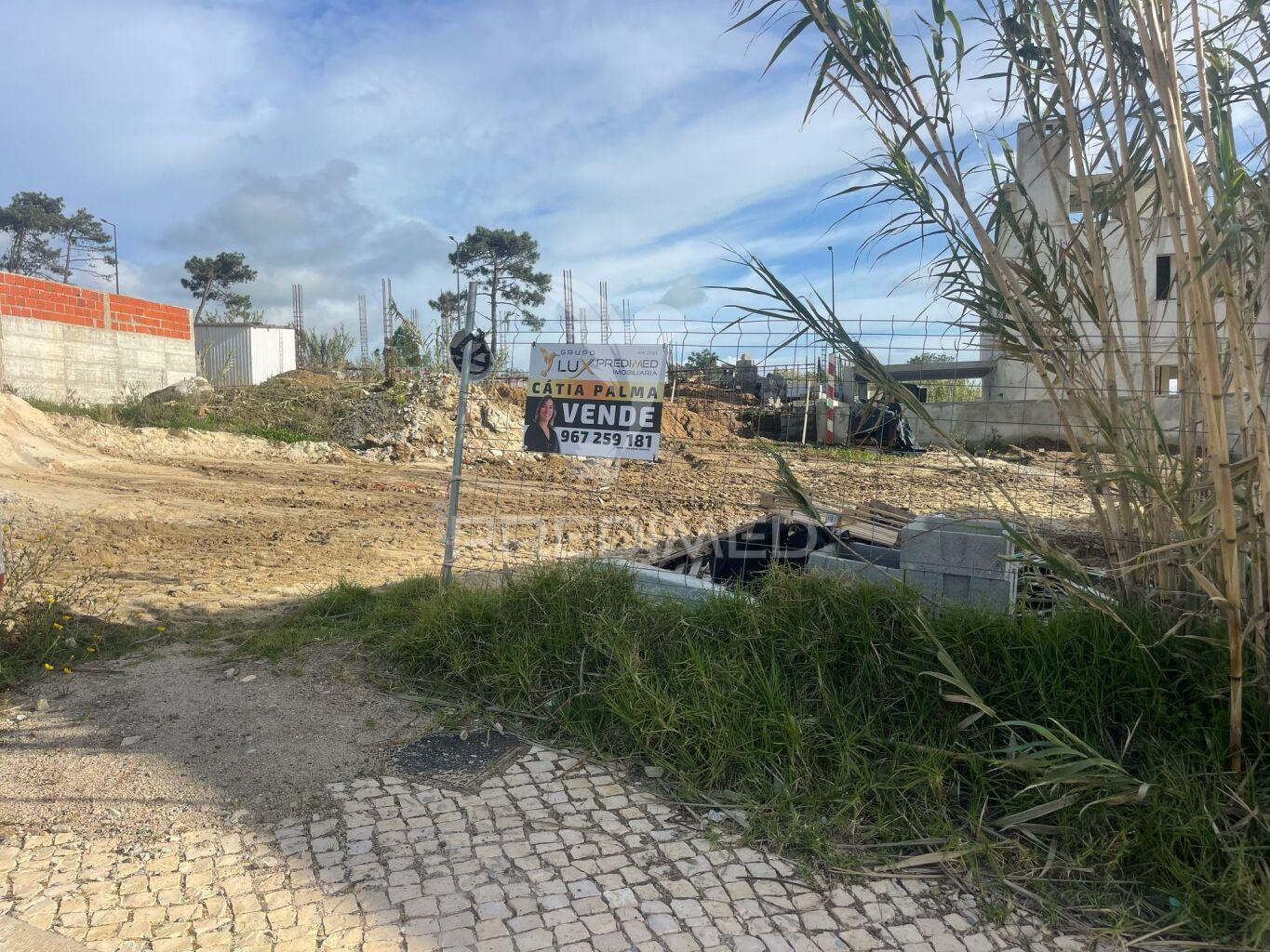Terreno urbano 532,50m2 - sines