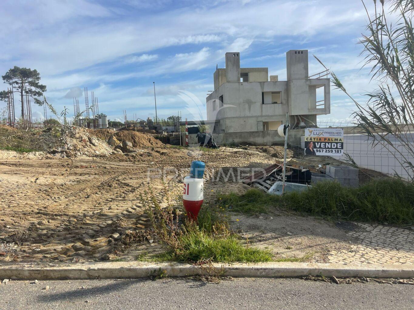 Terreno urbano 532,50m2 - sines