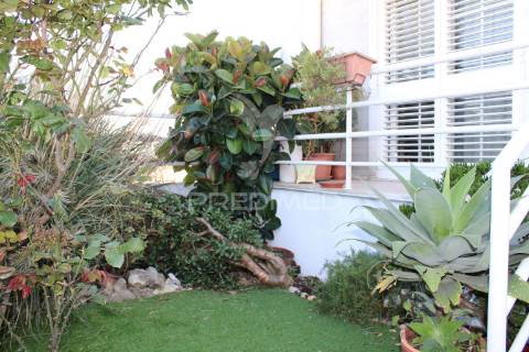 Fantástica moradia  três suítes ,vista cristo rei e serra