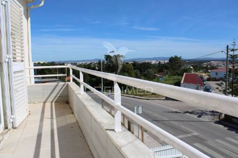 Fantástica moradia  três suítes ,vista cristo rei e serra