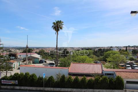 Fantástica moradia  três suítes ,vista cristo rei e serra