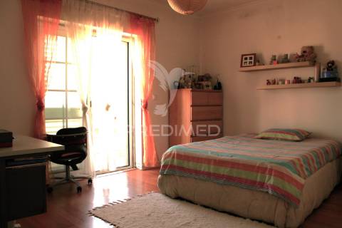 Fantástica moradia  três suítes ,vista cristo rei e serra