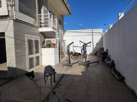 Fantástica moradia  três suítes ,vista cristo rei e serra