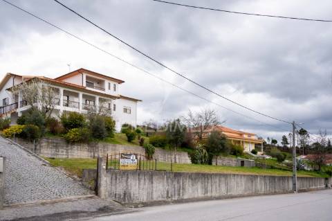 Moradia t7 próxima de mangualde