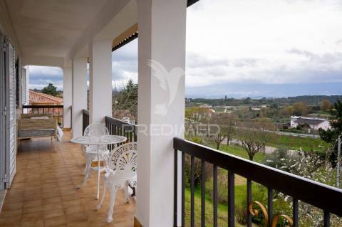 Moradia t7 próxima de mangualde