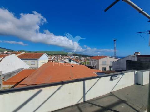 Moradia em santa luzia