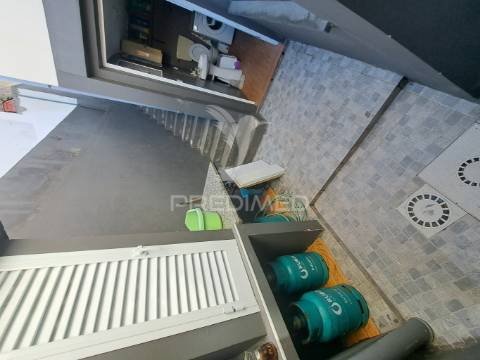 Moradia em santa luzia