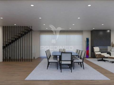 Moradia com acabamentos de luxo, jardim e piscina