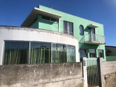 Moradia isolada t3 no ramo grande, lajes - praia da vitória