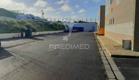 Armazém arrendar 2000m2 excelentes condições, em sintra