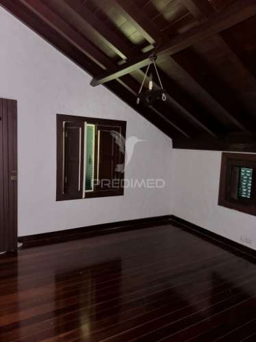 Quinta no santo da serra com (11,258 m2)