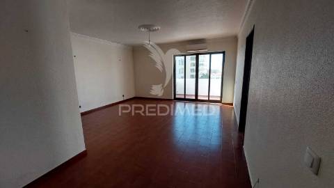 Apartamento t2 com terraço na quinta do romão, quarteira