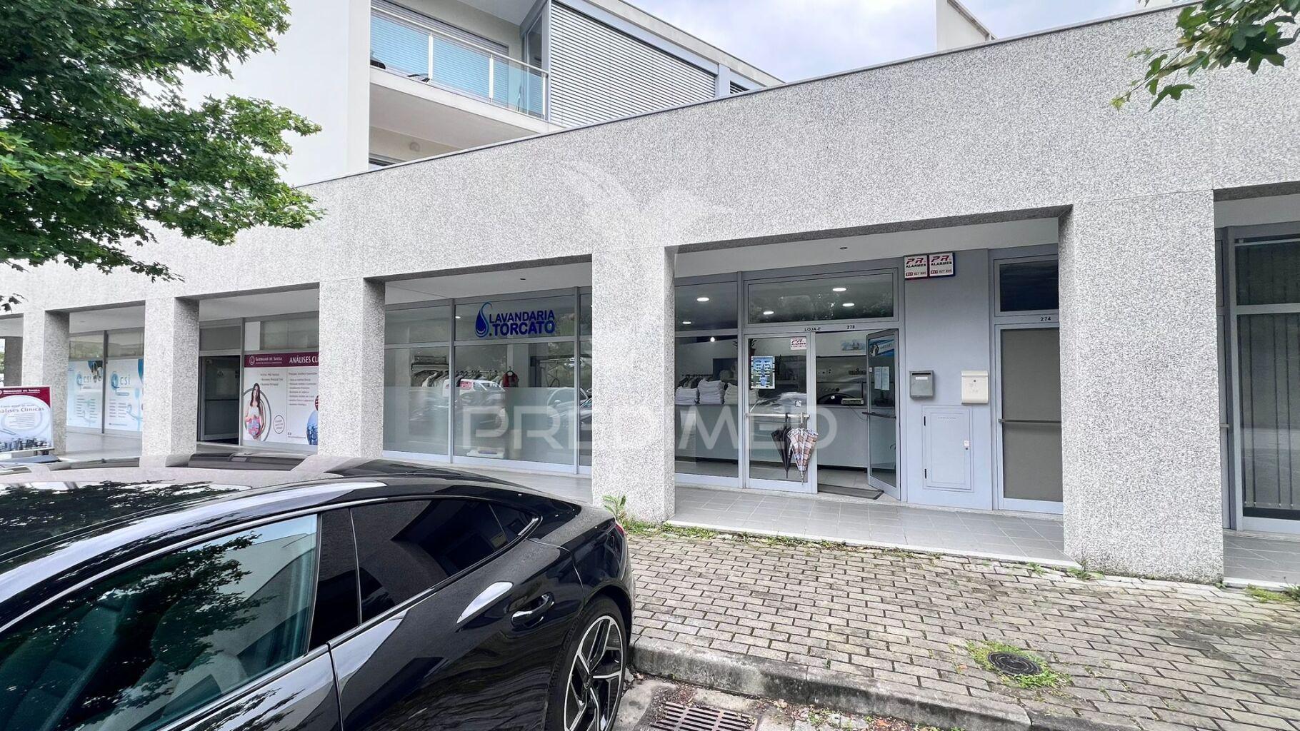 Trespasse de lavandaria totalmente equipada - centro de são torcato