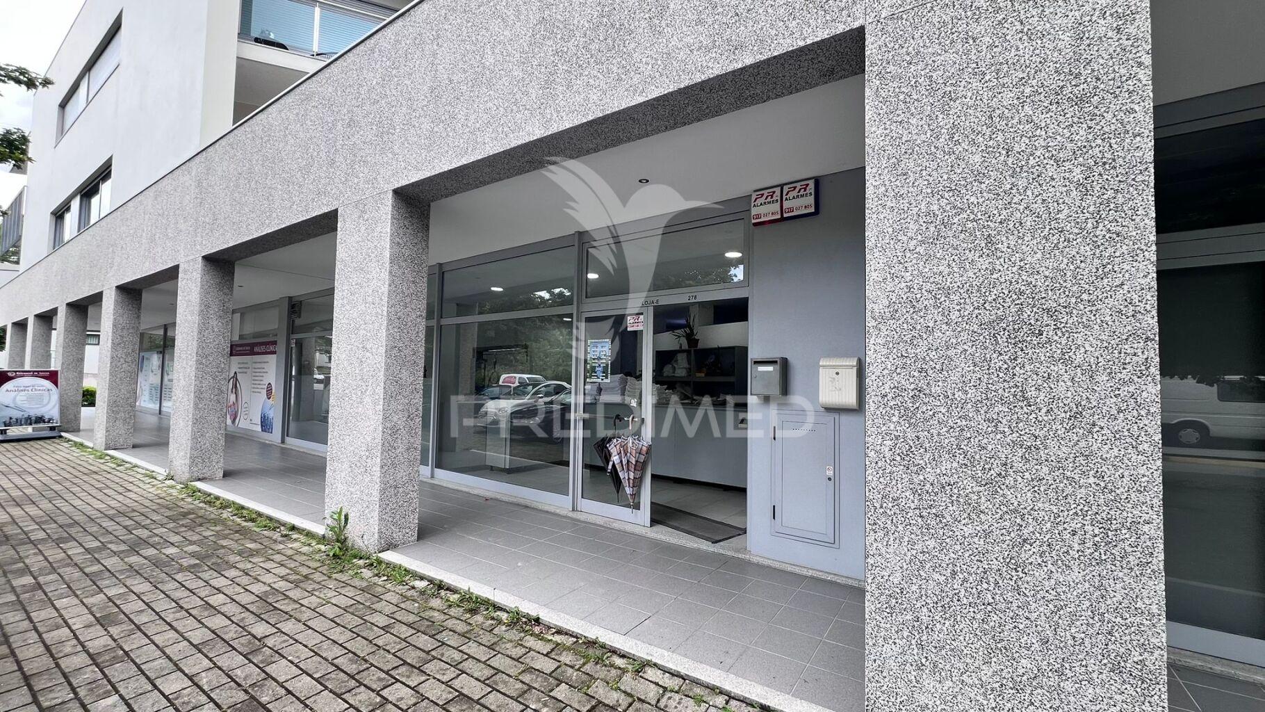 Trespasse de lavandaria totalmente equipada - centro de são torcato