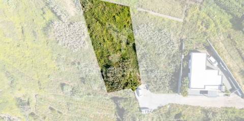 Terreno urbano de 600m2 no caniço - ilha da madeira