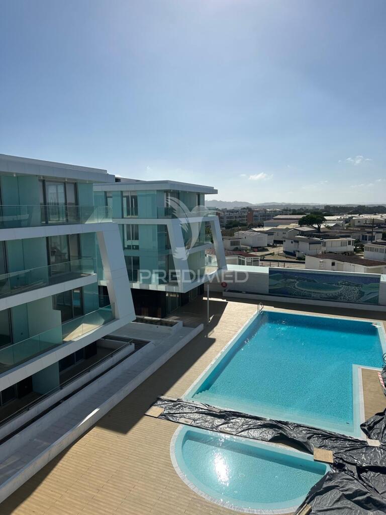 Apartamento t2 de luxo em são martinho do porto