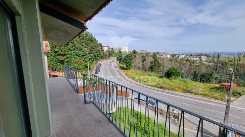 Vende-se moradia t3 em s. cosme, gondomar