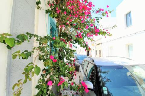 Moradia na baixa da cidade de olhão - barreta