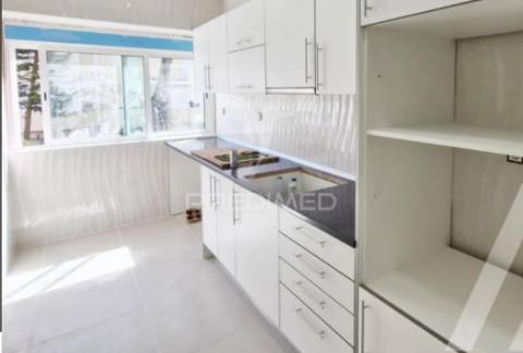 Apartamento perto do jardim da anta