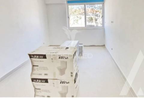 Apartamento perto do jardim da anta
