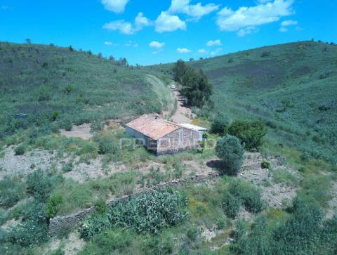 Monte alentejano farrobo barragem santa clara