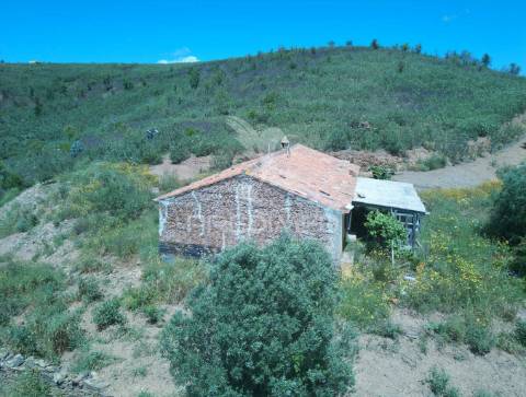 Monte alentejano farrobo barragem santa clara