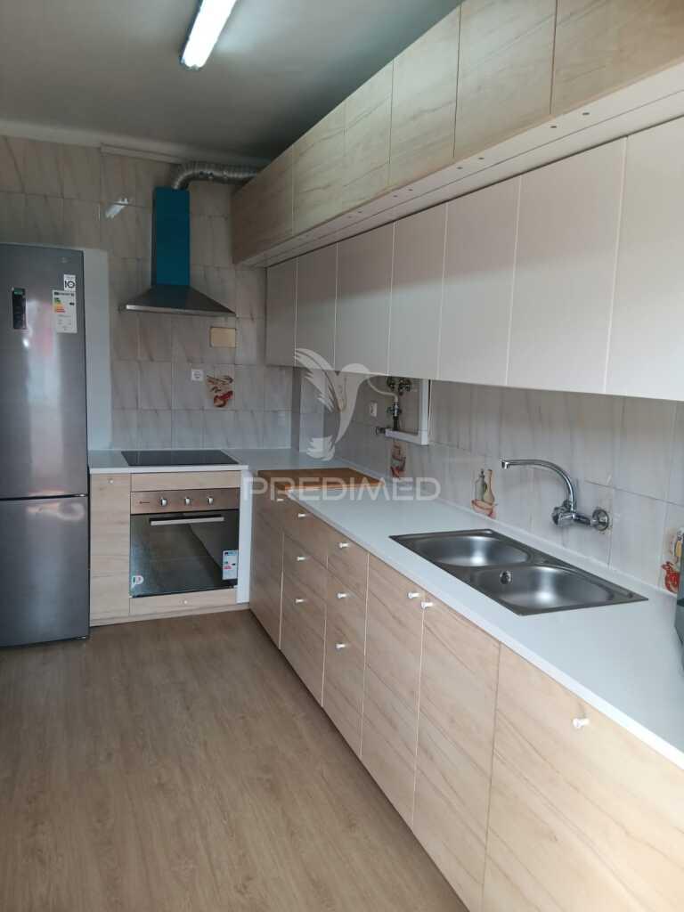 Excelente apartamento t3 em  feijó, almada