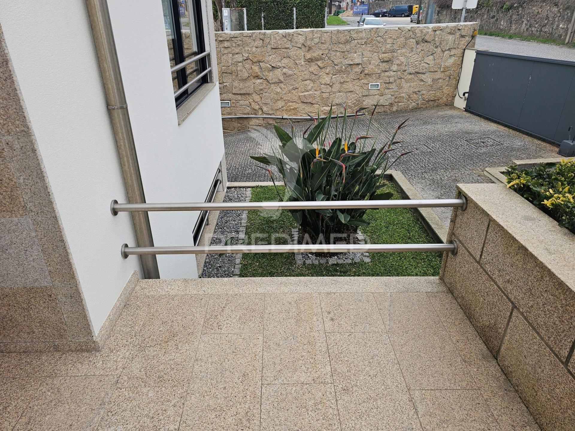 Moradia t4 + 2 pronta a habitar!