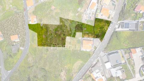 Terreno com capacidade construtiva em ribeira brava - ilha da madeira