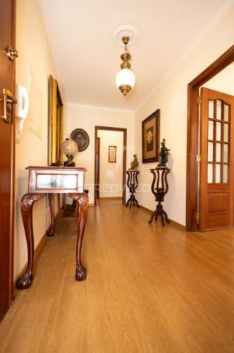 Apartamento t3 com garagem em borba