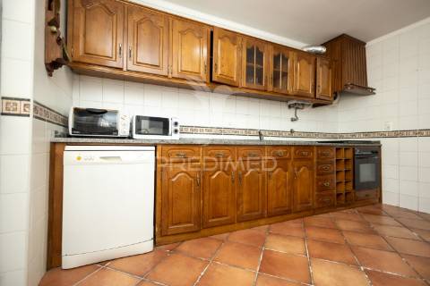 Apartamento t3 com garagem em borba