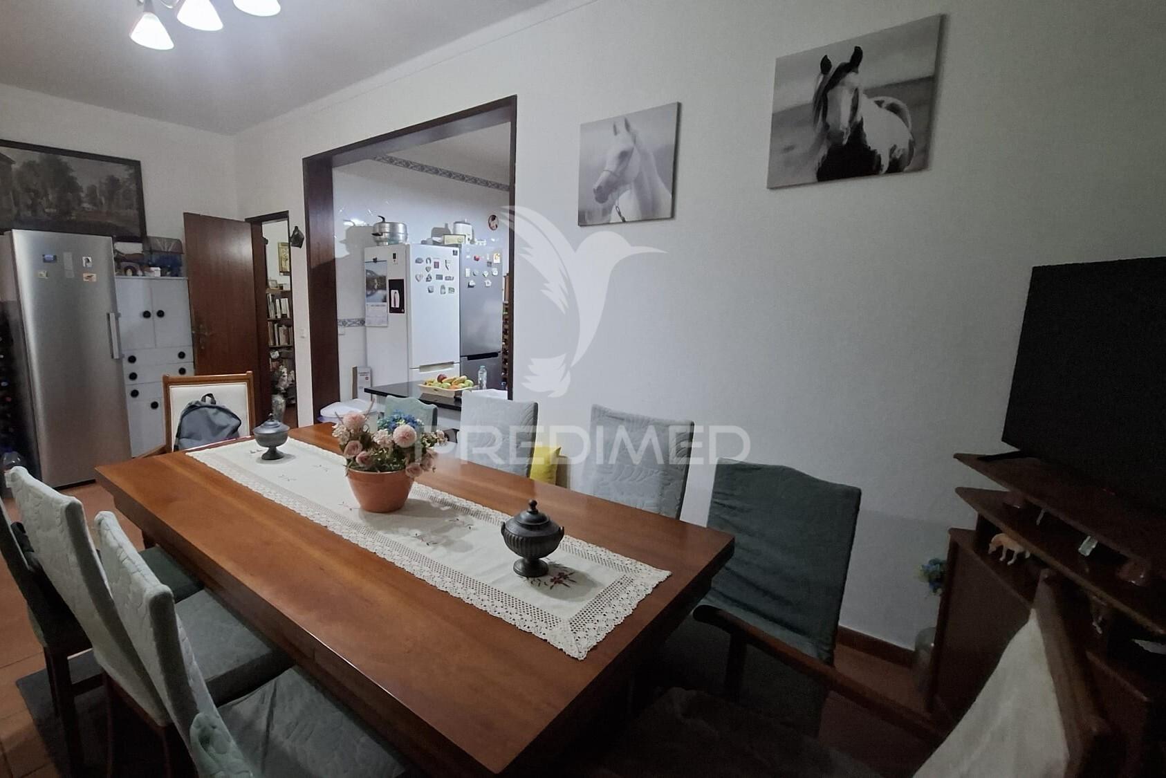 Moradia t3 em alpiarça.