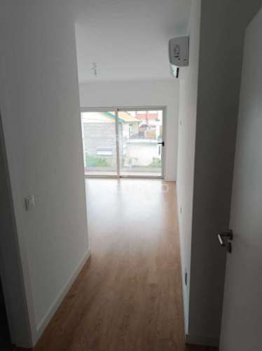 Apartamento t3 semi-novo ( nunca foi habitado ) com vistas sobre a cidade e o rio douro, no peso da régua