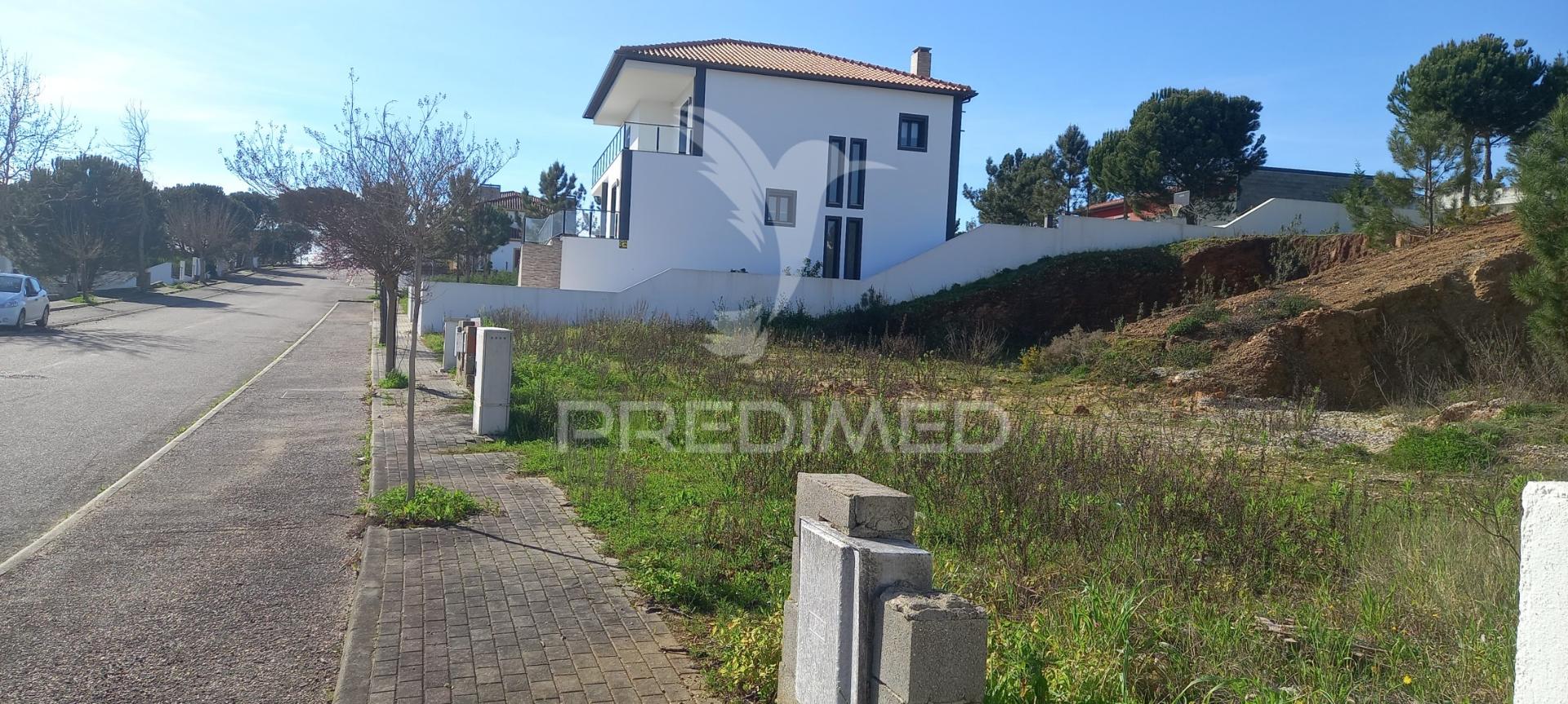Lote de moradia