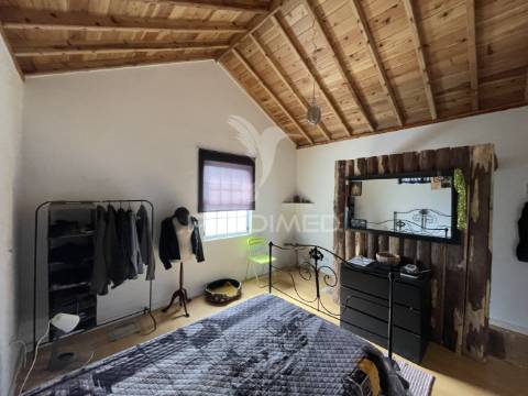 Moradia com 3 estúdios