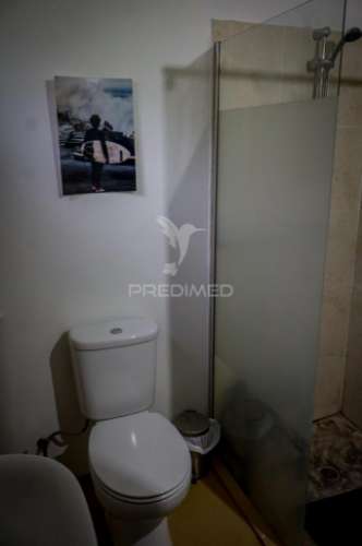 Moradia com 3 estúdios